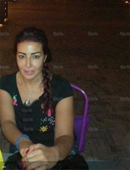 صورة.. سمية الخشاب تبرر: صورتي الحزينة بلا مكياج قديمة