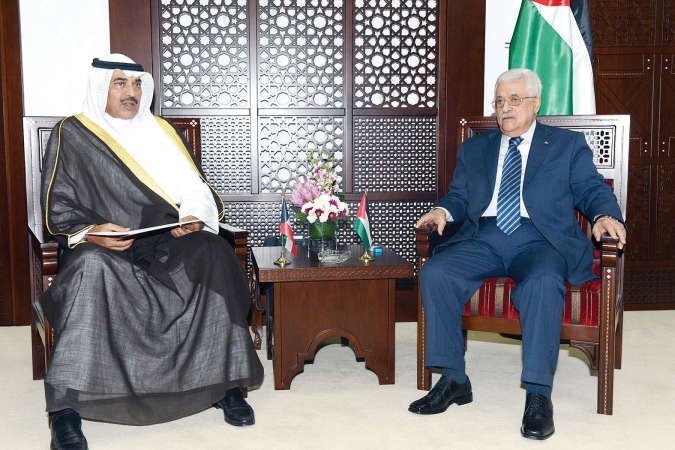 النائب الاول لرئيس مجلس الوزراء ووزير الخارجية الشيخ صباح الخالد خلال مباحثاته مع الرئيس محمود عباس ﻿