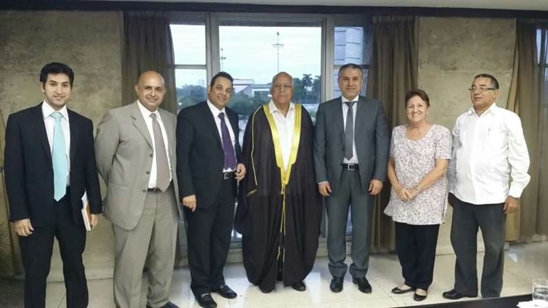 يعقوب الصانع وعبدالله التميمي خلال الزيارة