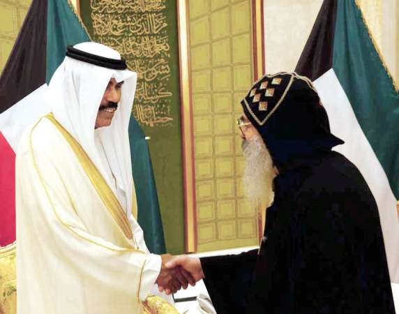 القمص بيجول الانبا بيشوي مهنئا سمو ولي العهد ﻿