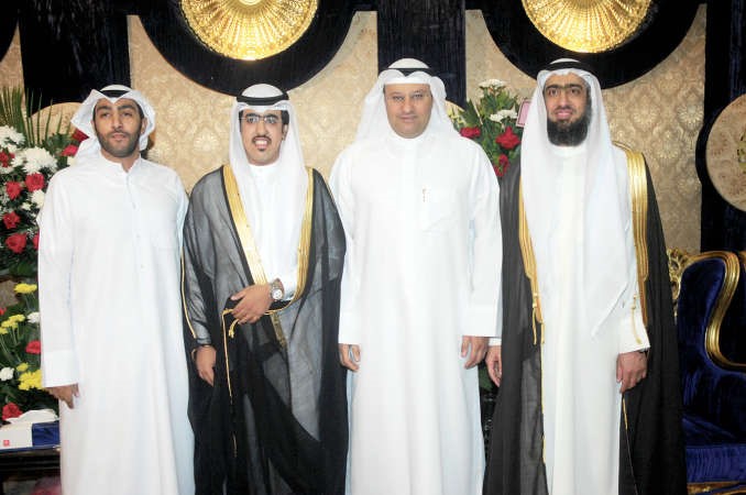 دعلي العبيدي يقدم التهاني						هاني عبدالله﻿