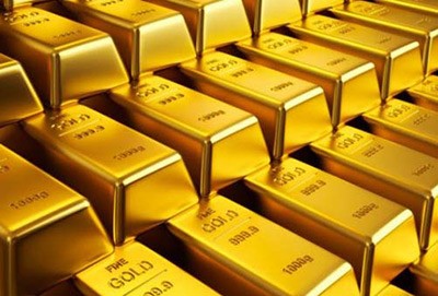 الفائدة الأميركية تطيح بأحلام الذهب