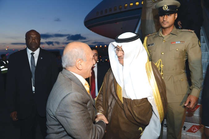 سمو الشيخ جابر المبارك لدى وصوله الى نيويورك لترؤس الوفد الكويتي المشارك في اجتماعات الدورة التاسعة والستين للجمعية العامة للامم المتحدة وقمة تغير المناخ