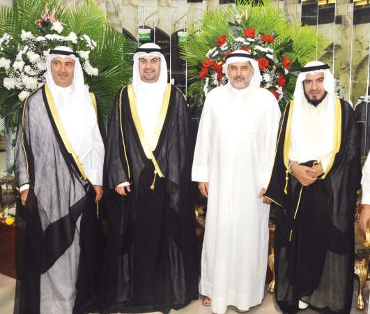 عادل الصبيح مهنئا
