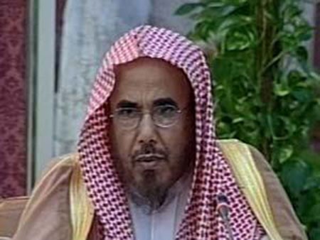 فتوى "المطلق" حول "تحريم الحج كل عام واعتباره معصية" تثير جدلاً بين المؤيدين والرافضين