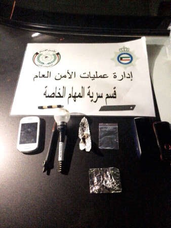 المواد المخدرة وادوات التعاطي احيلت الى المكافحة ﻿