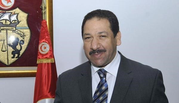 وزير الداخلية التونسي لطفي بن جدو