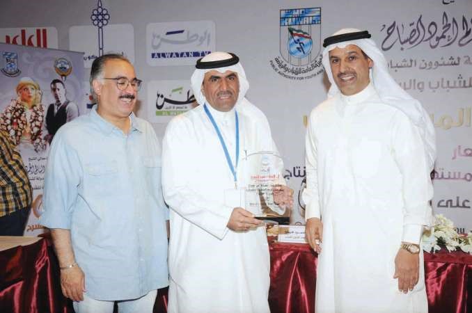 تكريم رئيس المركز الاعلامي الزميل مفرح الشمري﻿