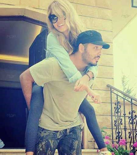 صورة: هكذا أعلنت زوجة رامي عياش عن اشتياقها له