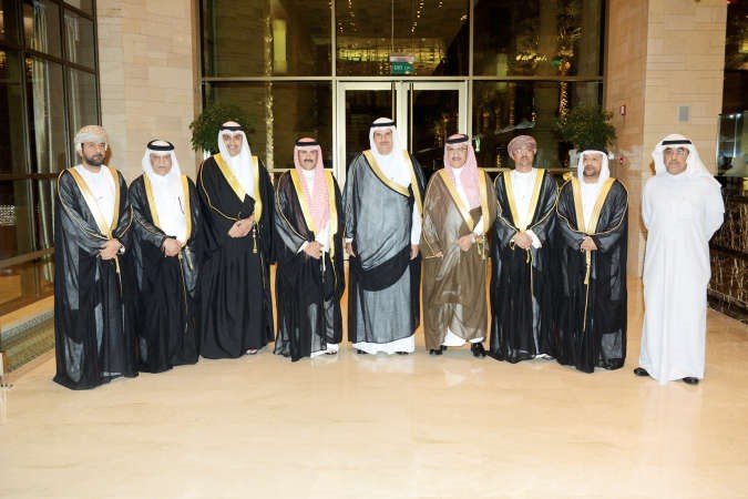 الشيخ سلمان الحمود والشيخ مبارك الدعيج وخالد الغساني ومسؤولو وكالات الانباء في دول التعاون بحضور نائب رئيس مجلس ادارة كونا الزميل عدنان الراشد﻿