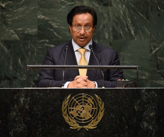 ممثل صاحب السمو الامير الشيخ صباح الاحمد سمو رئيس مجلس الوزراء الشيخ جابر المبارك يلقي كلمة الكويت امام الجمعية العامة للامم المتحدة