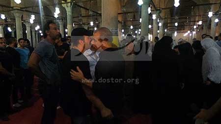 بالفيديو والصور.. حشد فني وشعبي مهيب في وداع خالد صالح