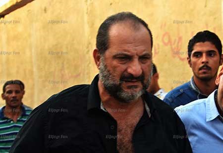 بالفيديو والصور.. حشد فني وشعبي مهيب في وداع خالد صالح