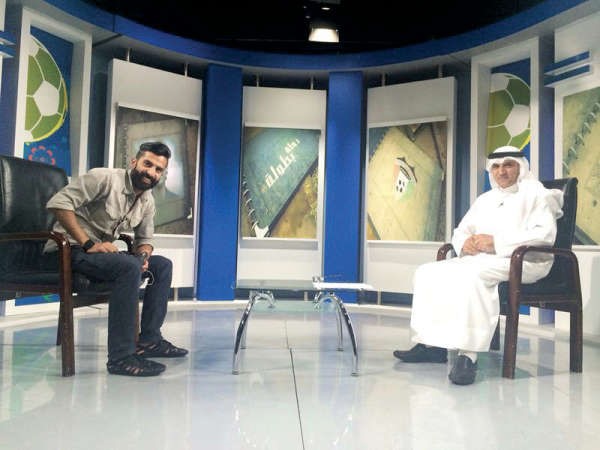 جابر نصار مع اللاعب وليد علي في احدى حلقات البرنامج﻿