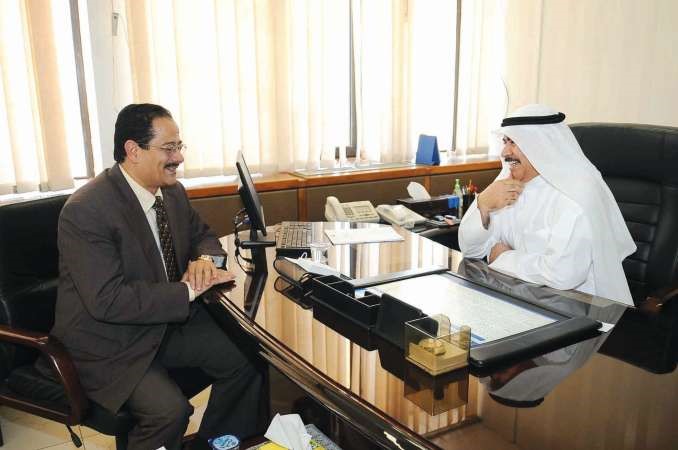 المستشار فيصل خريبط متحدثا للزميل مؤمن المصرياسامة ابوعطية﻿