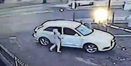 بالفيديو والصور.. لحظات لا تصدق.. عراك بين سيدة ولص بعد أن سرق سيارتها!