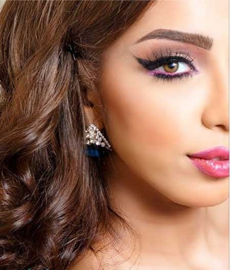 بالصور.. دنيا بطمة تنشر صوراً جديدة.. وجمهورها يتساءل هل اجرت عملية تجميل؟