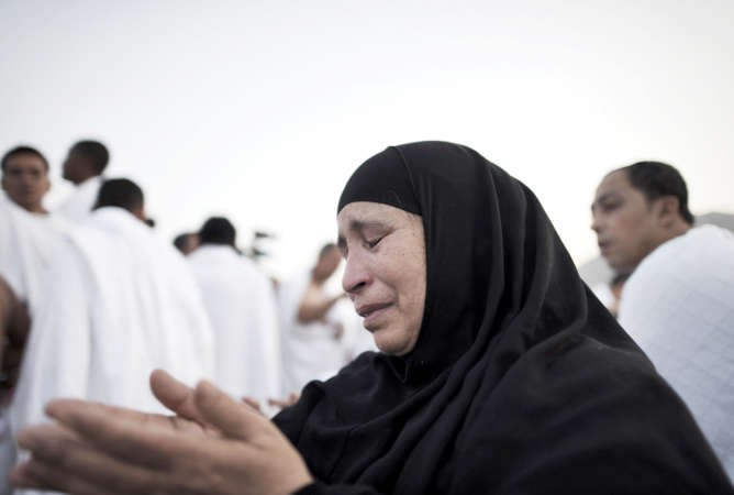 حاجة تدعو ربها يوم عرفات