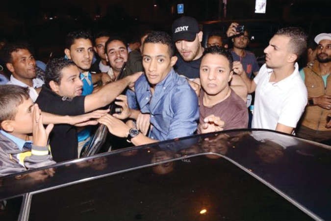 تدافع من الجمهور نحو رمضان﻿
