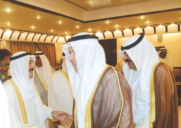 السفير احمد فهد الفهد مهنئا صاحب السمو ويبدو خالد الجارالله