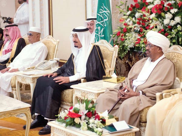 صاحب السمو الملكي الامير سلمان بن عبدالعزيز ولي العهد نائب رئيس مجلس الوزراء وزير الدفاع السعودي خلال حفل الاستقبال السنوي لكبار الوفود وقادة الدول الاسلامية في مشعر منى امس واس﻿