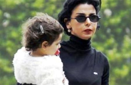 رشيدة داتي مع ابنتها زهرة