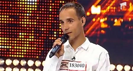 بالفيديو.. روماني يغني لنانسي عجرم بالعربية بطريقة مضحكة في "اكس فاكتور"