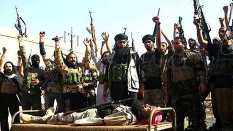 إيران تنتج فيلماً بالعربية يروي قصة حب في ظل داعش