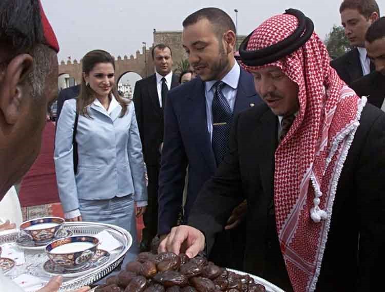 الملك محمد محمد السادس و ملك الاردن الملك عبد الله و زوجته الملكة رانيا