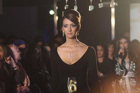 بالصور.. من الأجمل.. ملكة جمال لبنان أم ملكة الجمال العربي؟