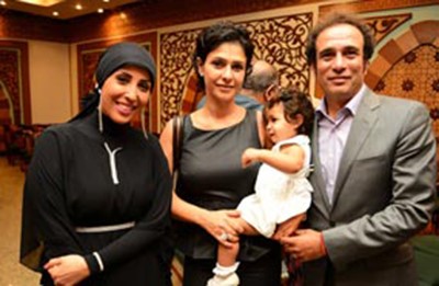 بالصور.. الظهور الأول لابنة بسمة وعمرو حمزاوي