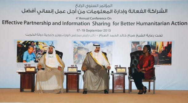 الشيخ صباح الخالد ودعبدالله المعتوق خلال اعمال المؤتمر العام الماضي ﻿