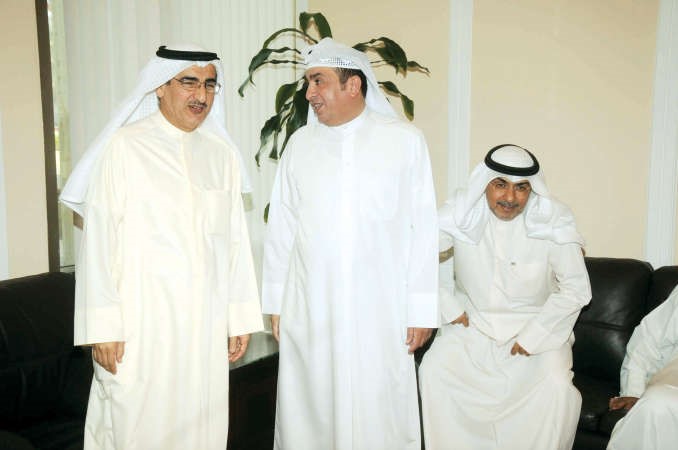 الزميل فرج ناصر مهنئا﻿