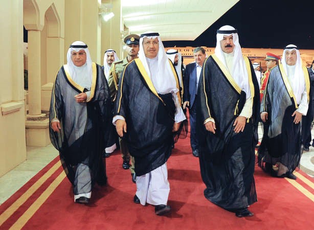 سمو رئيس مجلس الوزراء الشيخ جابر المبارك لدى عودته الى الكويت ﻿
