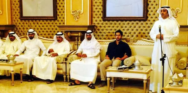 النائب السابق والمحامي احمد الشحومي متحدثا في ديوانه امس الاول