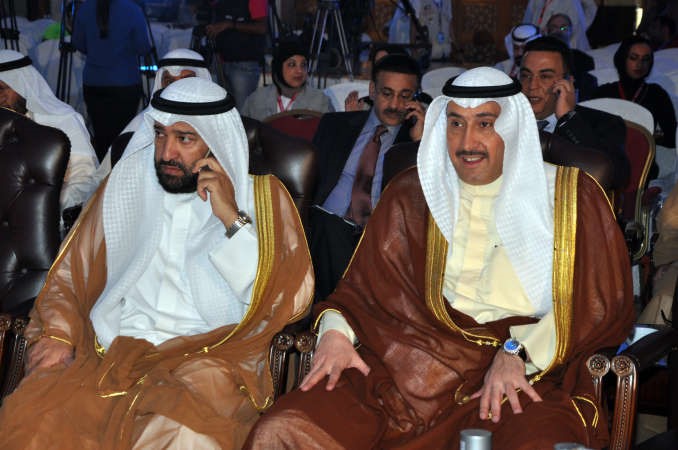 الشيخ فيصل الحمود ووزير النفط د علي العمير
