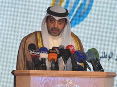 الشيخ محمد العبدالله ملقيا كلمته احمد علي