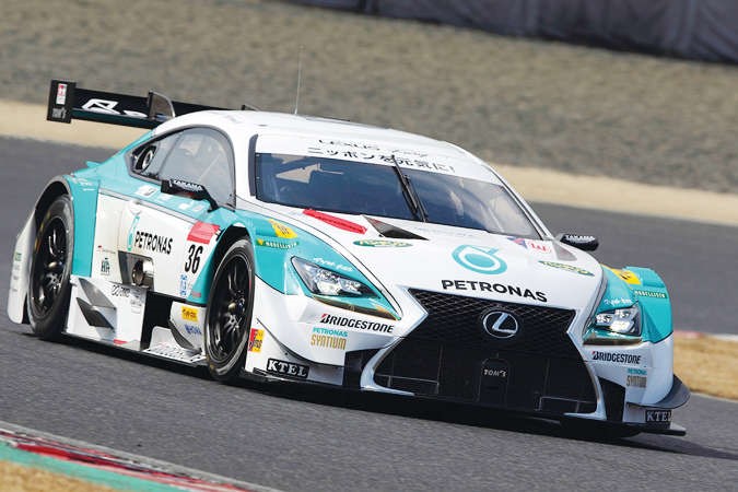 لكزس «RC F» تفوز بالمركز الأول في الجولة السابعة من بطولة فئة السوبر جي تي 500 في تايلند