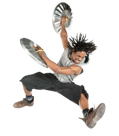 فريق «STOMP» يقدم عروضه 22 الجاري ولمدة أربعة أيام في صالة التزلج