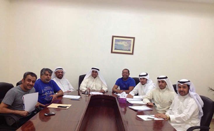 دمحمد سعد الهاجري مترئسا الاجتماع﻿