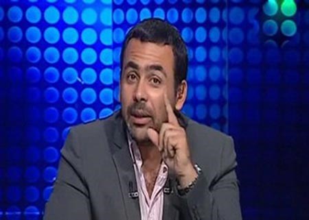 بالفيديو.. اعلامي مصري يعرض 11 دواء جنسياً "مضروباً" ويسخر من الهوس المصري بها