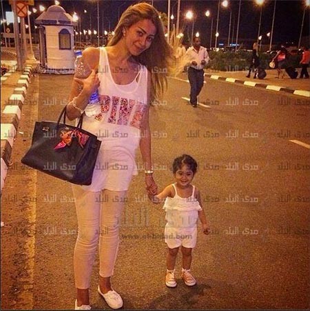 بالصور.. حفيدة غادة عبد الرازق تسير على خطى جدتها