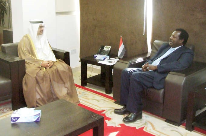 ﻿السفير طلال الهاجري مع وكيل خارجية السودان عبدالله الازرق ﻿