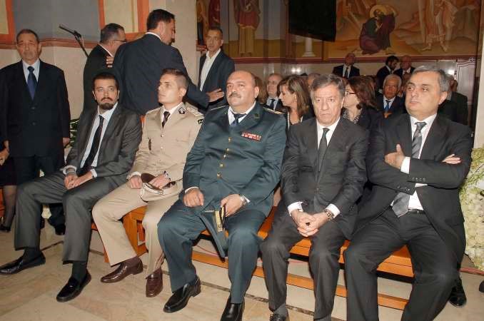 امين عام تيار المستقبل احمد الحريري وشخصيات عسكرية واجتماعية في قداس سعيد الخوري