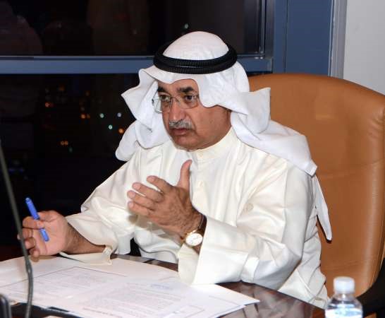 وزير التجارة والصناعة دعبد المحسن المدعج خلال المؤتمر الصحافي﻿