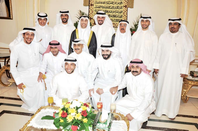 مباركة للمعرس من الاصدقاء﻿