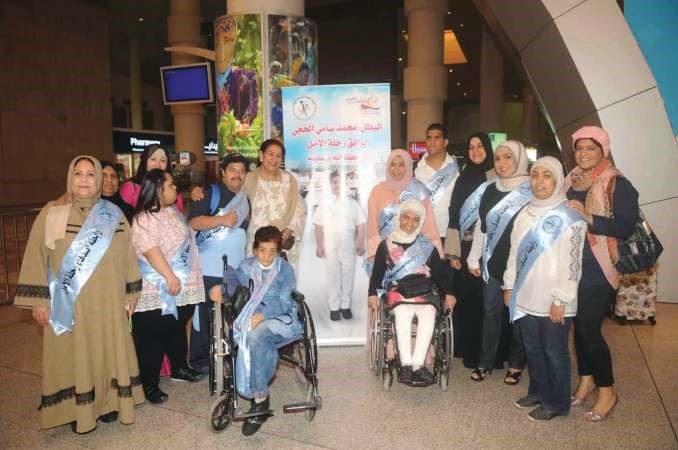 توديع الحجي من مطار الكويت الى جدة 