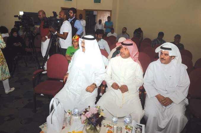 يوسف الجاسم وهيثم العنجري وحمود الشمري في مقدمة الحضور 