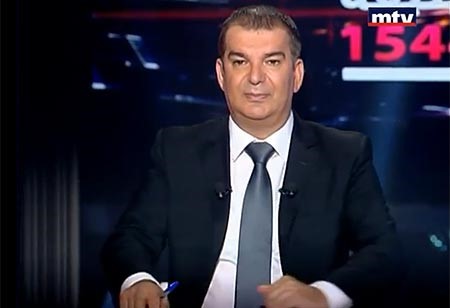 بالفيديو.. قناة لبنانية تعيد تمثيل مشاهد الذبح في داعش.. وتستضيف "عشماوي" ليكشف الحقيقة