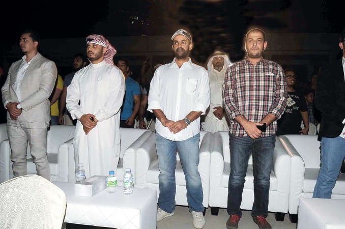 الشيخ طلال العلي مع كبار الحضور	اسامة ابوعطية﻿